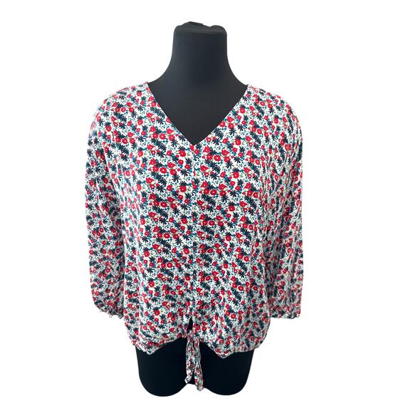 BEACH LUNCH LOUNGE | Floral Tie-Hem Blouse Blue Red White | Medium - Picture 2 of 6